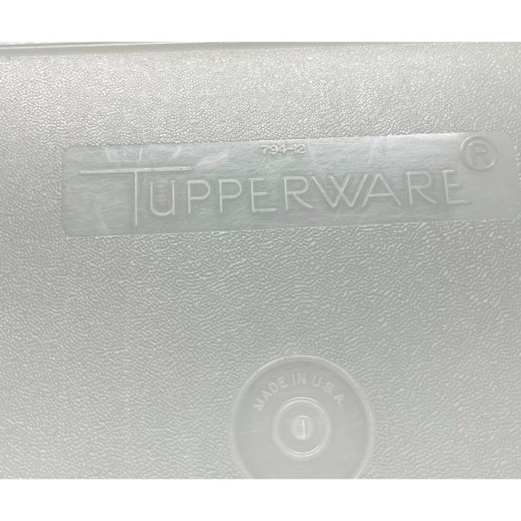 Vintage Tupperware Rectangular Bacon Deli Cold Cuts Keeper 794-12 with Lid - Picture 10 of 13